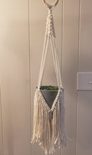 Load image into Gallery viewer, Fringy Hanging Planter