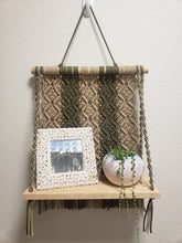 Load image into Gallery viewer, Hanging Wall Shelf Diamond Pattern
