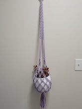 Load image into Gallery viewer, Basket Hanging Planter