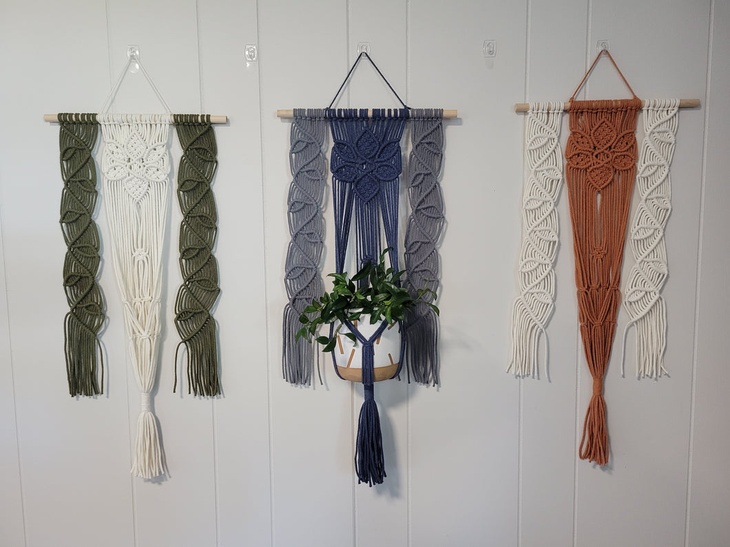 Wall Hanging Planter Flowering Vines
